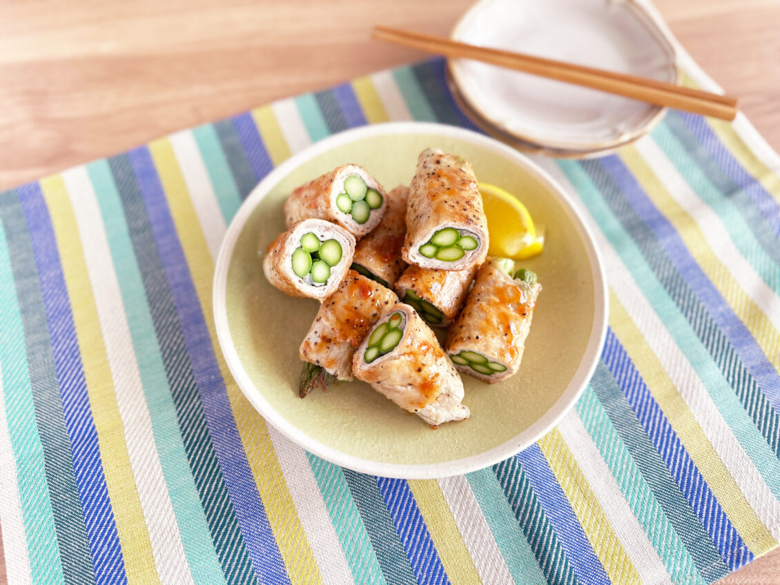 アスパラしそ肉巻きのケチャップ炒め