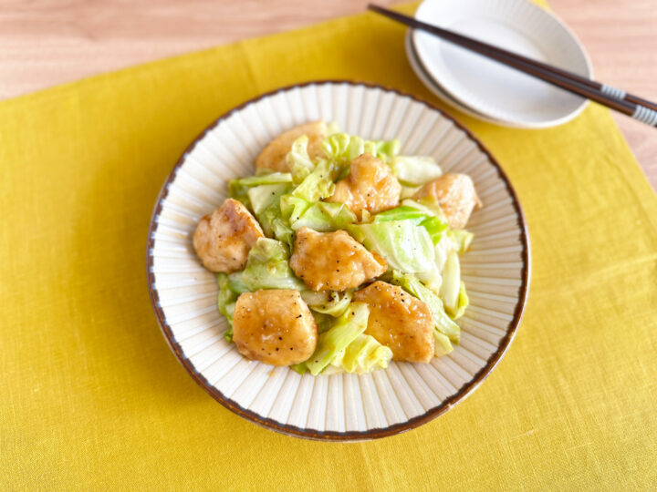 鶏むね肉と春キャベツのレモンオイスター炒め