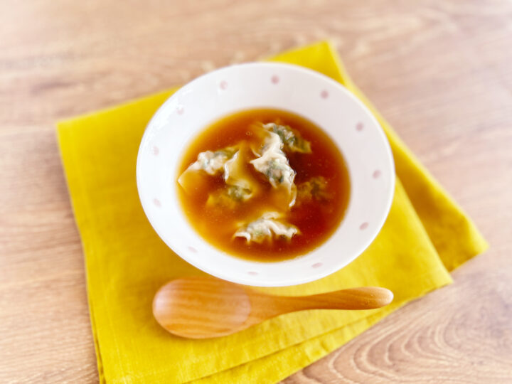 ほうれん草のスープワンタン