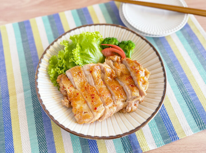 鶏もも肉の味仙風照り焼き