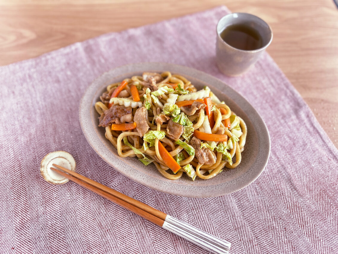 白菜が主役の焼きうどん