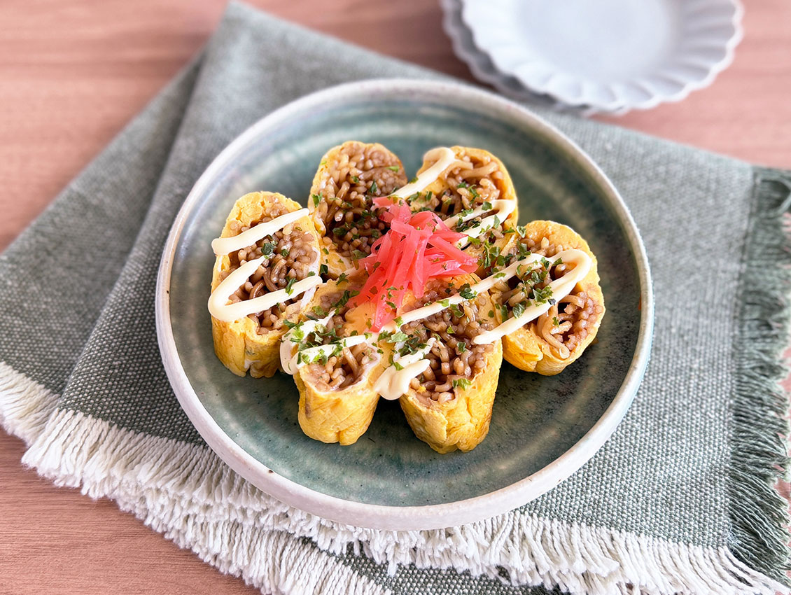 焼そば入りだし巻き卵